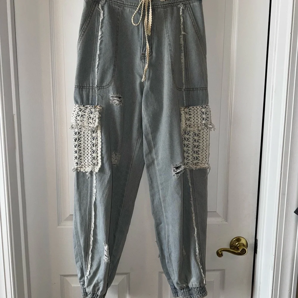POL Women's Light Blue Jeans with Lace crochet Detail Rebel Joggers Sz S - Picture 3 of 11